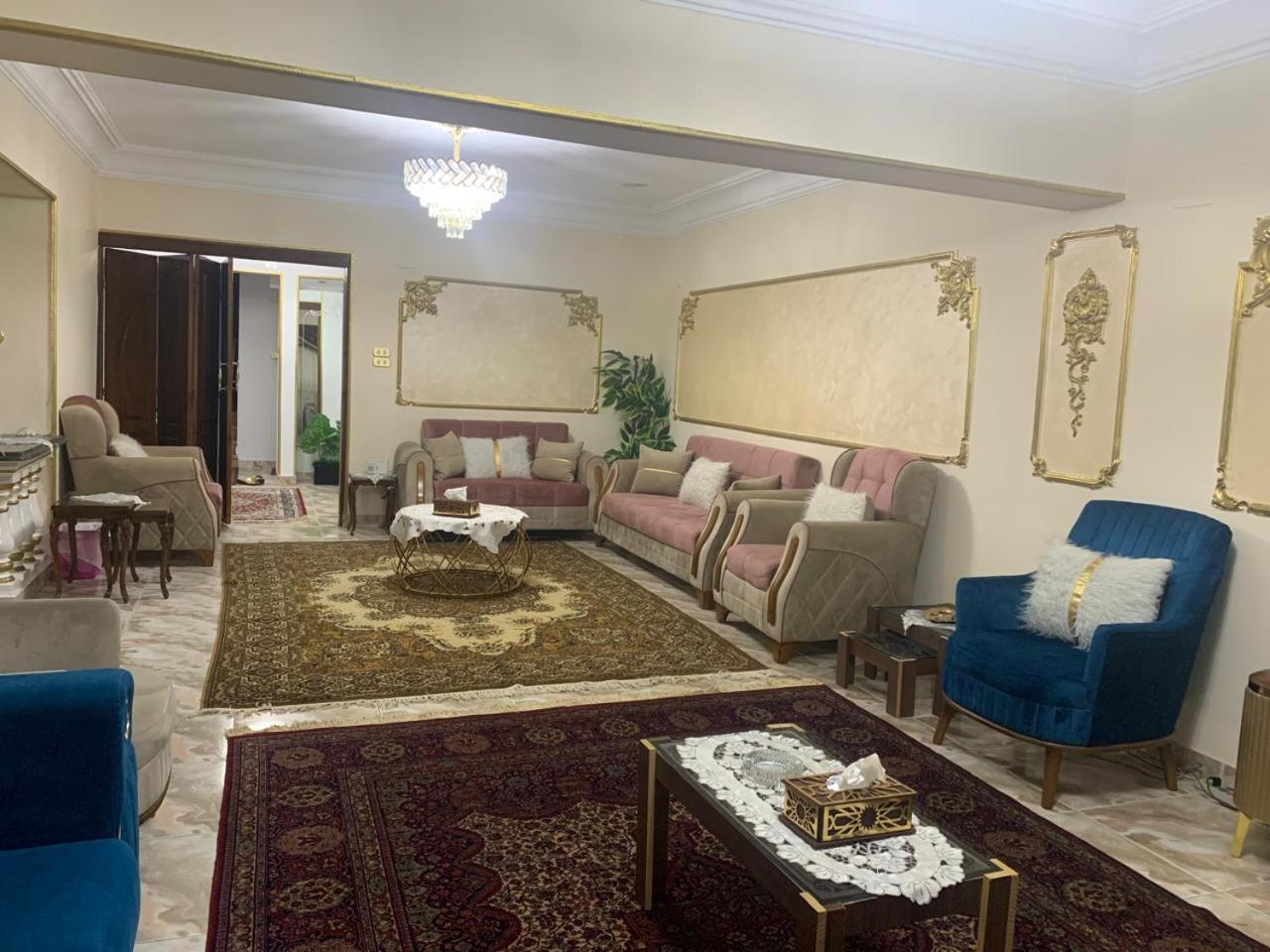 Royal Mokattam Apartment *